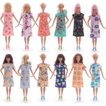1 Állítsa a Legújabb Baba Ruha Divat Alkalmi Viselet, Kézzel készített Lány Ruhák Barbie Baba Kiegészítők Játék Baba Oroszország DIY Ajándék