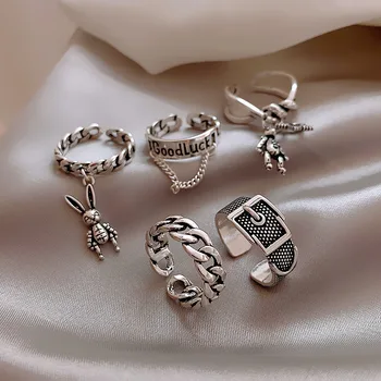 Antik Ezüst Színű Öv Gyűrűk Vintage Sodrott Lánc Nyúl Fém Medál Gyűrű Divat Kreatív Parti Ékszer