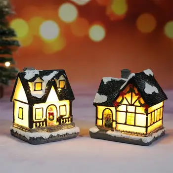 Karácsonyi LED Ház Éjszakai Fény Gyönyörű Kis Ház Alakú Világító Gyanta Ház Kunyhó Dekoráció Ünnepi Dekoráció