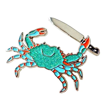 Szúrós rák a kés bross gyönyörű csillogó pin aranyos rákfélék óceán állat jelvény kalap farmer hátizsák mellett