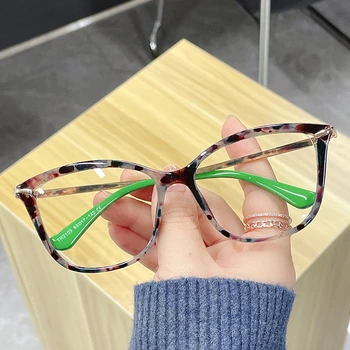 Új TR90 Divat Anti-kék fény Szemüveg személyiség átlátszó Szemöldök Sík tükör trend Szemüveg keret Alkalmi Olvasó szemüveg